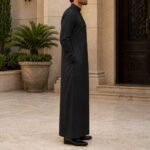 Black Formal Saudi Style Thobe for Men – Traditional Arabic Islamic Long Sleeve Thobe - Image 2