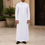 White Formal Saudi Style Thobe for Men – Traditional Arabic Islamic Long Sleeve Thobe